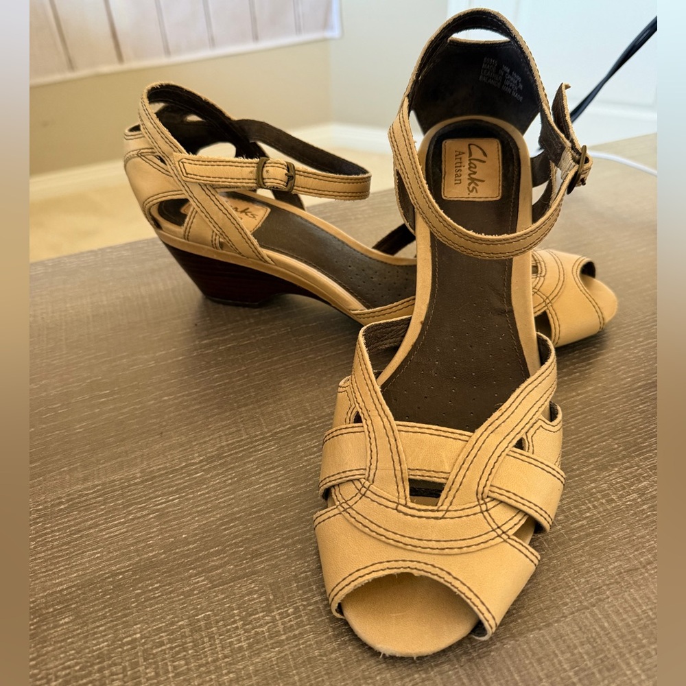 Clarks Artisan Women's Beige Leather Peep Toe Wedge Sandals